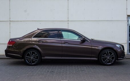 Mercedes-Benz E-Класс, 2013 год, 2 550 000 рублей, 5 фотография