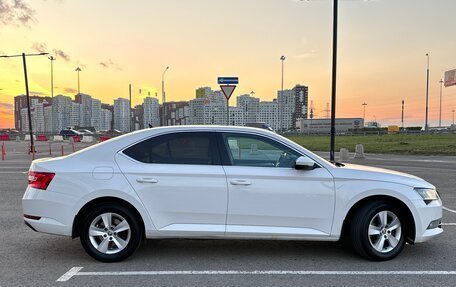 Skoda Superb III рестайлинг, 2017 год, 1 750 000 рублей, 4 фотография