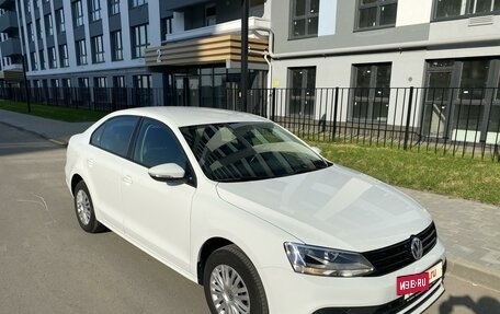 Volkswagen Jetta VI, 2018 год, 1 620 000 рублей, 4 фотография