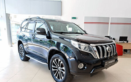 Toyota Land Cruiser Prado 150 рестайлинг 2, 2014 год, 3 697 000 рублей, 2 фотография