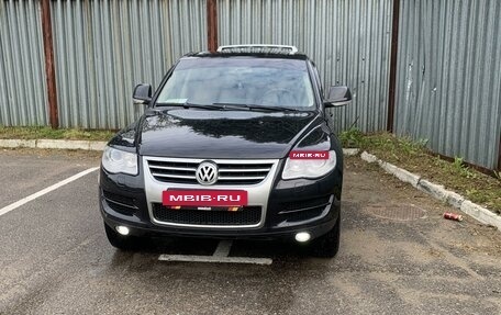 Volkswagen Touareg III, 2008 год, 1 760 000 рублей, 1 фотография