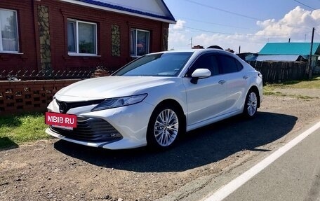 Toyota Camry, 2021 год, 4 099 000 рублей, 1 фотография