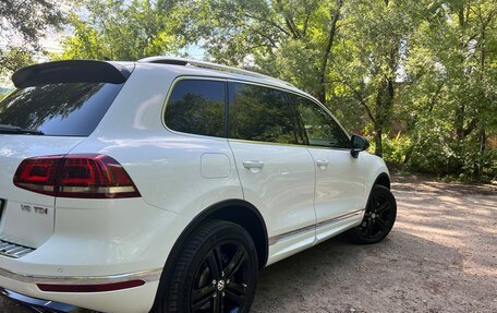 Volkswagen Touareg III, 2017 год, 4 850 000 рублей, 2 фотография