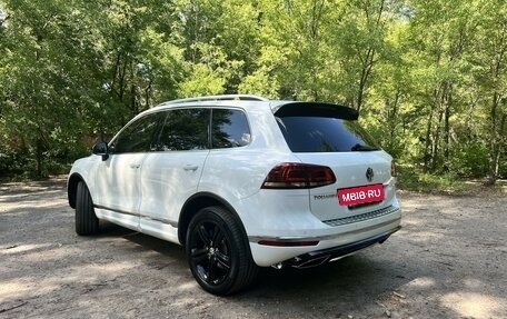 Volkswagen Touareg III, 2017 год, 4 850 000 рублей, 4 фотография