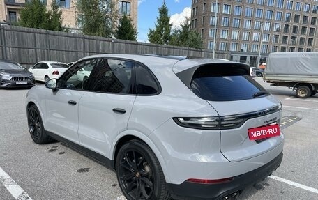 Porsche Cayenne III, 2018 год, 6 730 000 рублей, 3 фотография