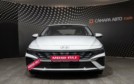 Hyundai Elantra, 2023 год, 2 354 000 рублей, 7 фотография