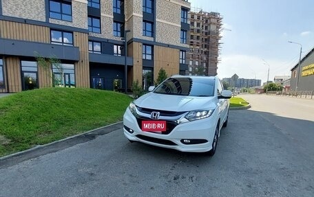 Honda Vezel, 2013 год, 1 500 000 рублей, 4 фотография