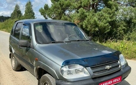 Chevrolet Niva I рестайлинг, 2006 год, 330 000 рублей, 2 фотография