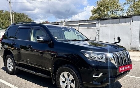 Toyota Land Cruiser Prado 150 рестайлинг 2, 2019 год, 5 300 000 рублей, 1 фотография