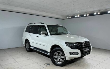 Mitsubishi Pajero IV, 2020 год, 3 997 000 рублей, 2 фотография