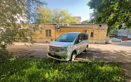 Nissan Serena IV, 2015 год, 1 900 000 рублей, 2 фотография