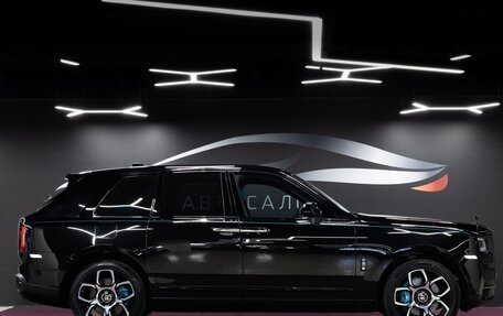 Rolls-Royce Cullinan, 2023 год, 69 000 000 рублей, 7 фотография