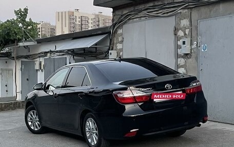 Toyota Camry, 2017 год, 2 490 000 рублей, 2 фотография