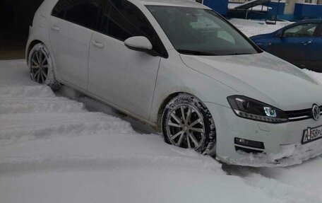 Volkswagen Golf VII, 2013 год, 1 300 000 рублей, 3 фотография