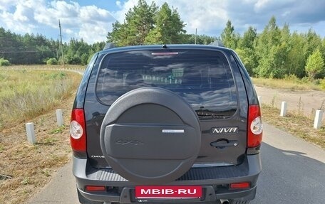 Chevrolet Niva I рестайлинг, 2012 год, 619 000 рублей, 4 фотография