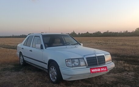 Mercedes-Benz W124, 1990 год, 390 000 рублей, 2 фотография