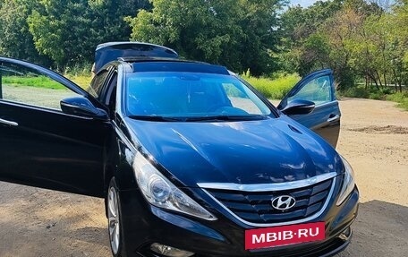 Hyundai Sonata VI, 2011 год, 1 600 000 рублей, 3 фотография