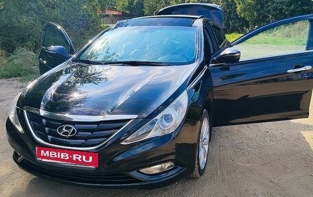 Hyundai Sonata VI, 2011 год, 1 600 000 рублей, 5 фотография