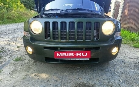 Jeep Liberty (Patriot), 2008 год, 950 000 рублей, 2 фотография