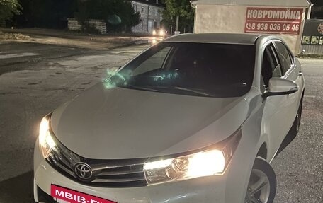 Toyota Corolla, 2013 год, 1 300 000 рублей, 3 фотография