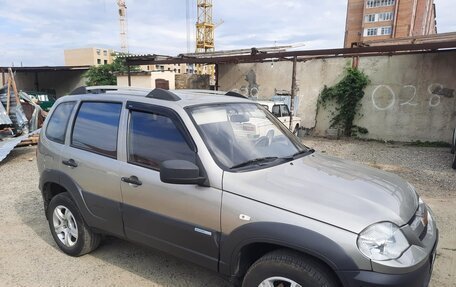 Chevrolet Niva I рестайлинг, 2013 год, 650 000 рублей, 2 фотография