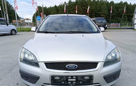 Ford Focus II рестайлинг, 2005 год, 589 000 рублей, 2 фотография