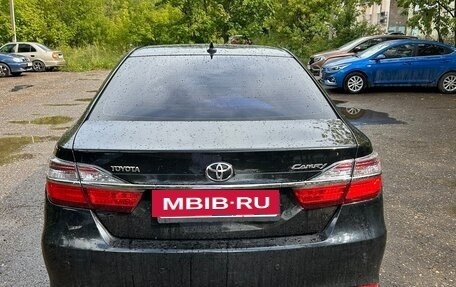 Toyota Camry, 2017 год, 2 550 000 рублей, 3 фотография