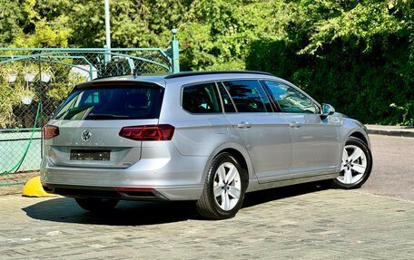 Volkswagen Passat B8 рестайлинг, 2020 год, 3 650 000 рублей, 4 фотография