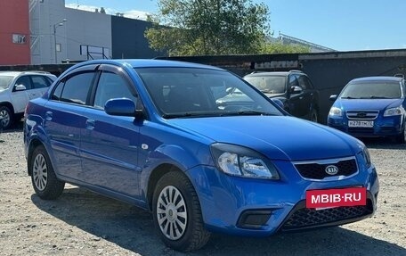 KIA Rio II, 2010 год, 670 000 рублей, 3 фотография