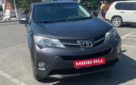 Toyota RAV4, 2014 год, 1 790 000 рублей, 2 фотография