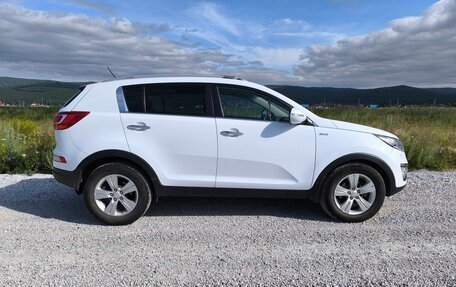 KIA Sportage III, 2011 год, 1 690 000 рублей, 2 фотография