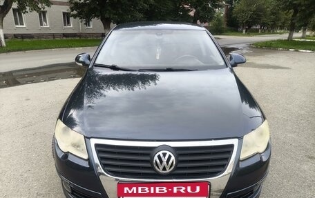 Volkswagen Passat B6, 2007 год, 750 000 рублей, 3 фотография