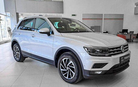 Volkswagen Tiguan II, 2019 год, 3 500 000 рублей, 3 фотография