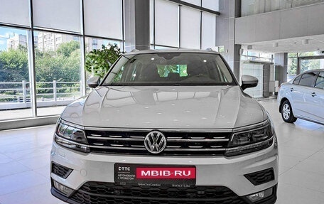 Volkswagen Tiguan II, 2019 год, 3 500 000 рублей, 2 фотография