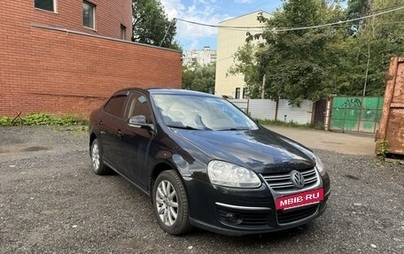 Volkswagen Jetta VI, 2010 год, 840 000 рублей, 3 фотография