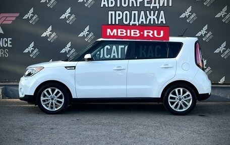 KIA Soul II рестайлинг, 2017 год, 1 995 000 рублей, 4 фотография