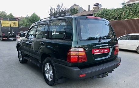 Toyota Land Cruiser 100 рестайлинг 2, 2000 год, 2 500 000 рублей, 4 фотография