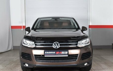 Volkswagen Touareg III, 2011 год, 2 149 995 рублей, 2 фотография