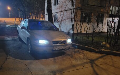 Volvo S60 III, 2003 год, 340 000 рублей, 3 фотография