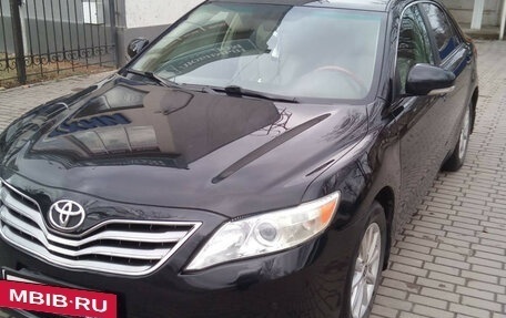 Toyota Camry, 2010 год, 1 150 000 рублей, 2 фотография