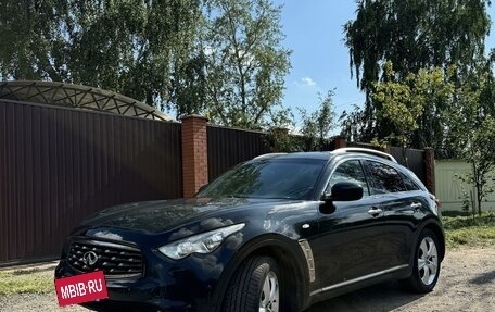 Infiniti FX II, 2010 год, 1 800 000 рублей, 2 фотография