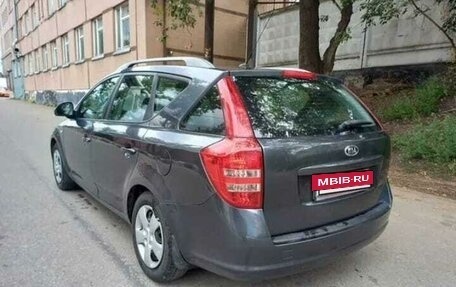 KIA cee'd I рестайлинг, 2009 год, 625 000 рублей, 2 фотография