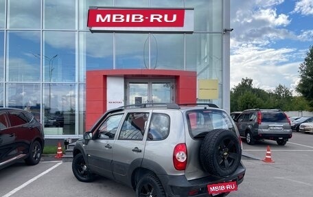 Chevrolet Niva I рестайлинг, 2015 год, 744 000 рублей, 7 фотография