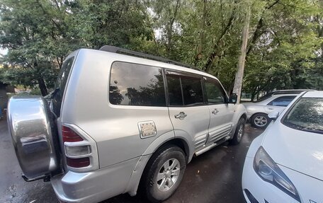 Mitsubishi Pajero III рестайлинг, 2000 год, 450 000 рублей, 2 фотография