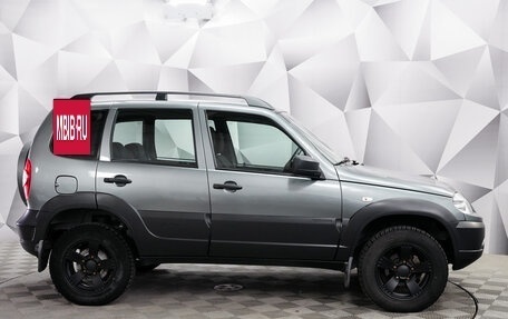 Chevrolet Niva I рестайлинг, 2018 год, 950 000 рублей, 4 фотография