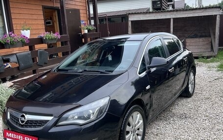 Opel Astra J, 2011 год, 777 777 рублей, 4 фотография