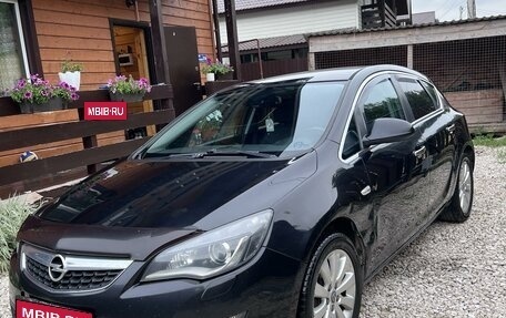 Opel Astra J, 2011 год, 777 777 рублей, 3 фотография