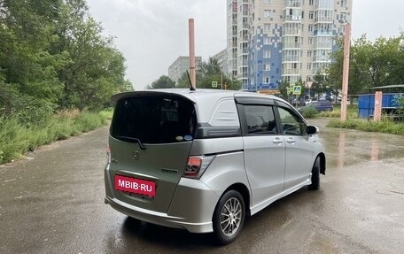 Honda Freed I, 2012 год, 1 070 000 рублей, 2 фотография