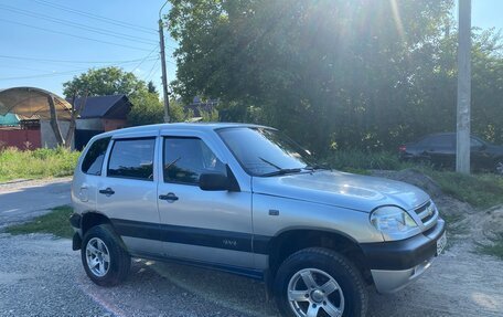 Chevrolet Niva I рестайлинг, 2004 год, 370 000 рублей, 4 фотография