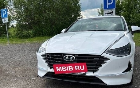 Hyundai Sonata VIII, 2021 год, 3 100 000 рублей, 1 фотография